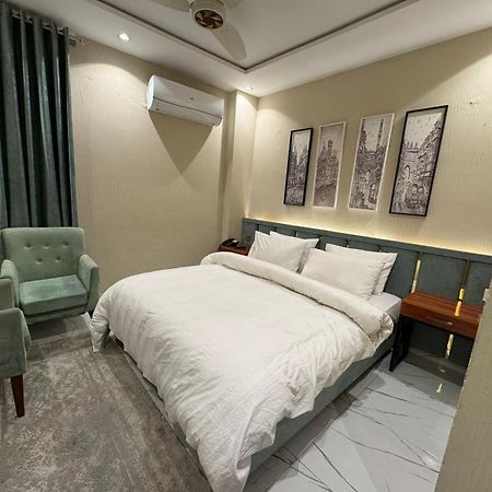 Shelton Boulevard Hotel Λαχόρη Εξωτερικό φωτογραφία