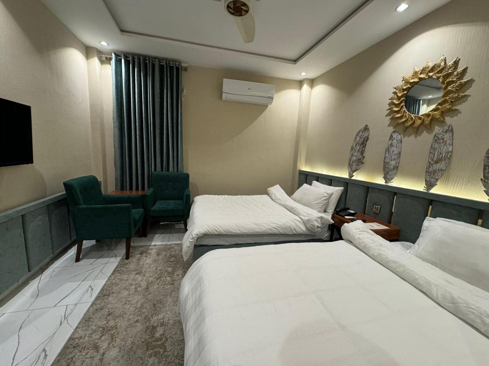 Shelton Boulevard Hotel Λαχόρη Εξωτερικό φωτογραφία